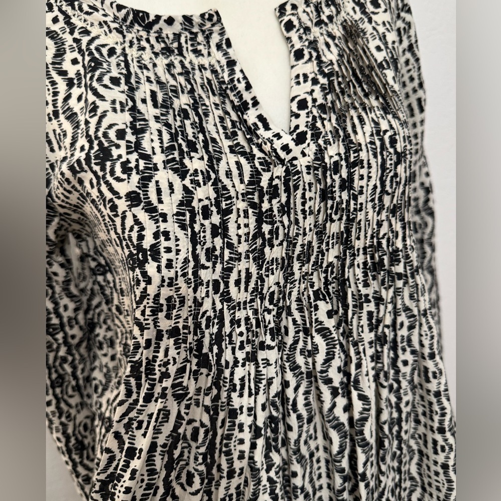Anthropologie Vanessa Virginia pattern top size 0 - Picture 2 of 10